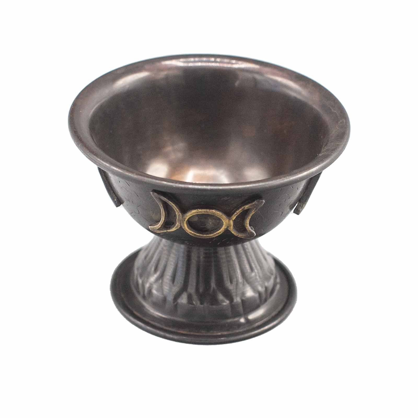 Calice en cuivre triple lune pour autel spirituel, utilisé pour rituels, offrandes et connexion aux cycles lunaires