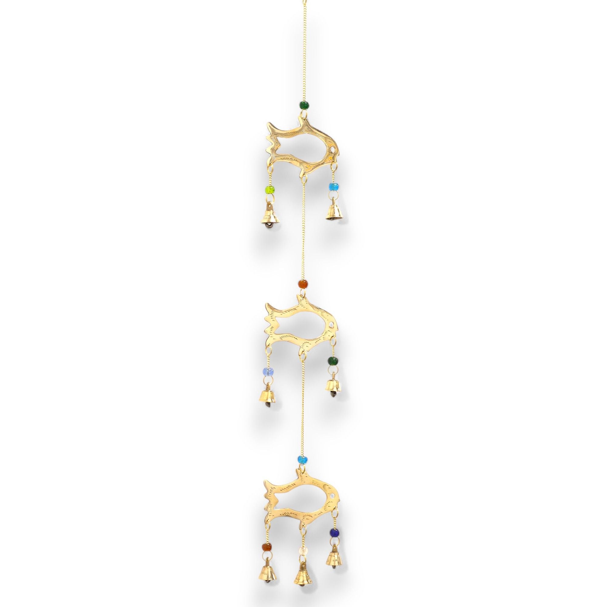 Carillon poisson avec clochettes fait main en Inde, symbole de fluidité et d’abondance pour une ambiance apaisante