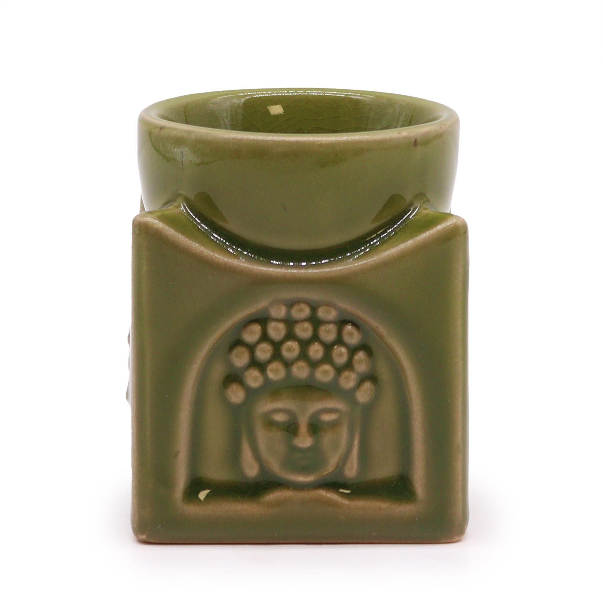 Brûleur d’huiles essentielles Bouddha carré jade clair  en céramique avec motif Bouddha sculpté, vue de face