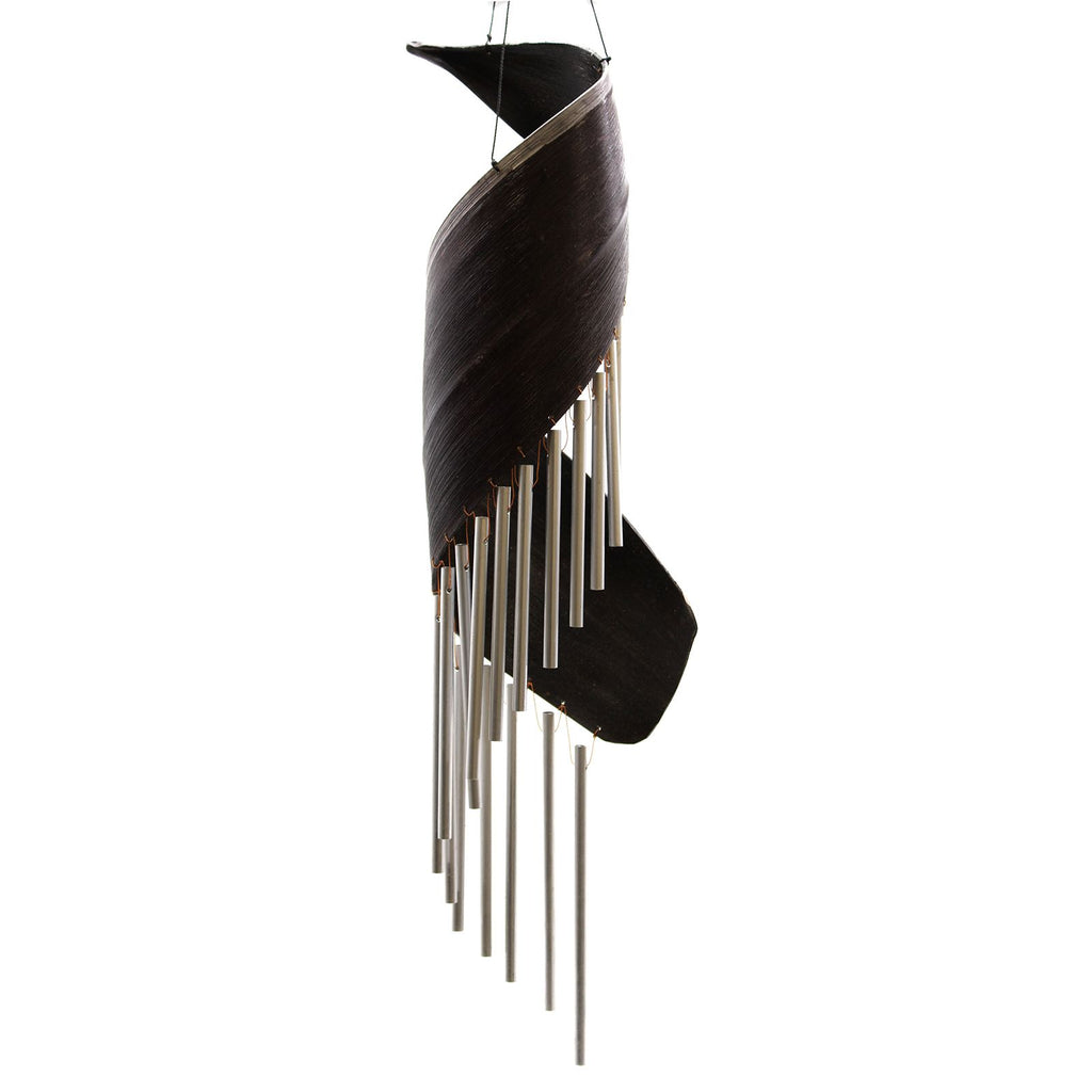 Carillon en feuille de coco au design spiralé inspiré de Bali, objet décoratif apaisant
