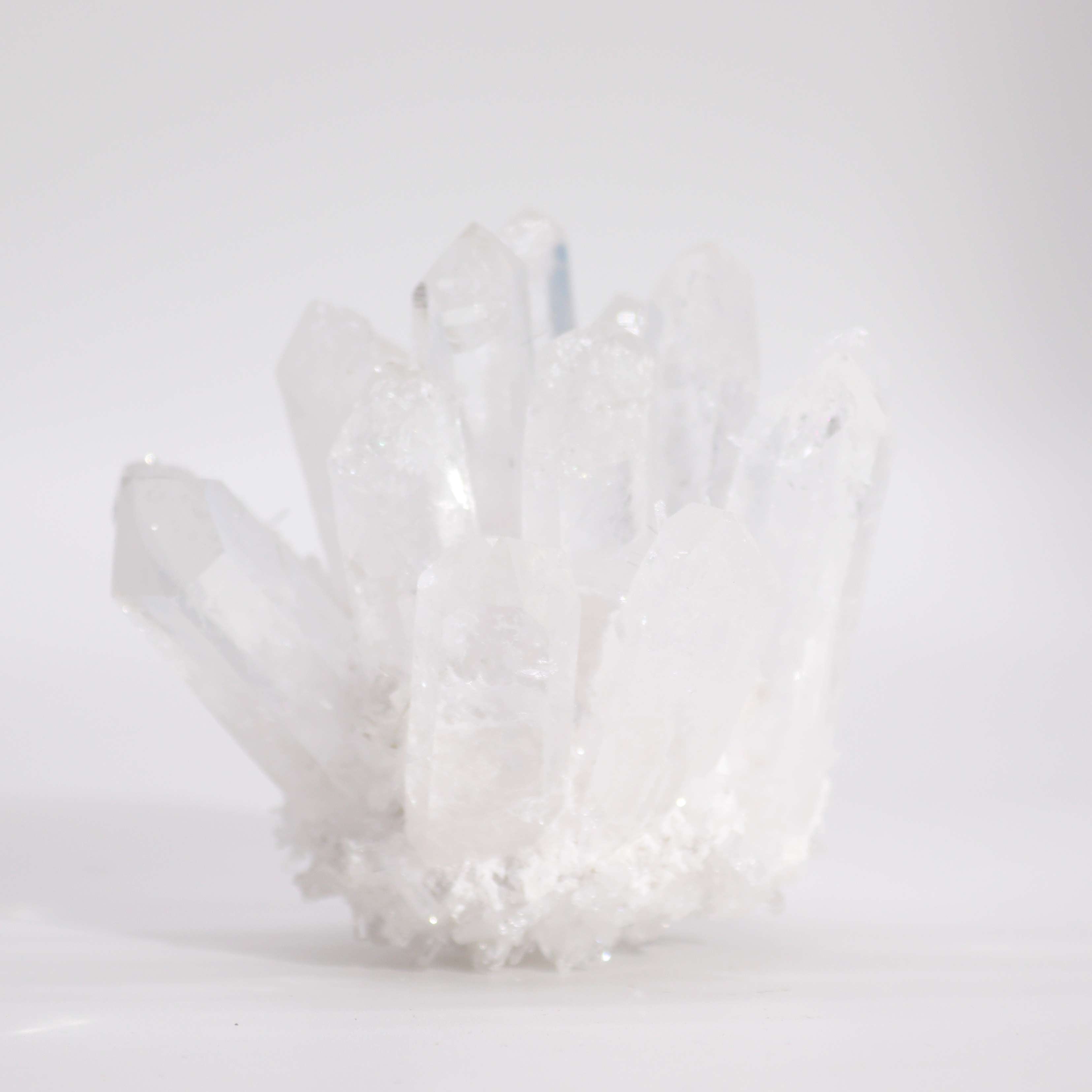 cluster quartz cristal transparent pierre naturelle énergie