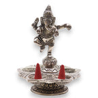 porte-encens ganesha dansant avec cônes rouges diffusant une atmosphère zen et relaxante