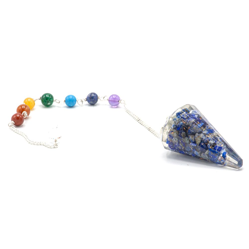 Pendule en orgonite lapis lazuli avec perles chakra colorées, outil de radiesthésie et méditation