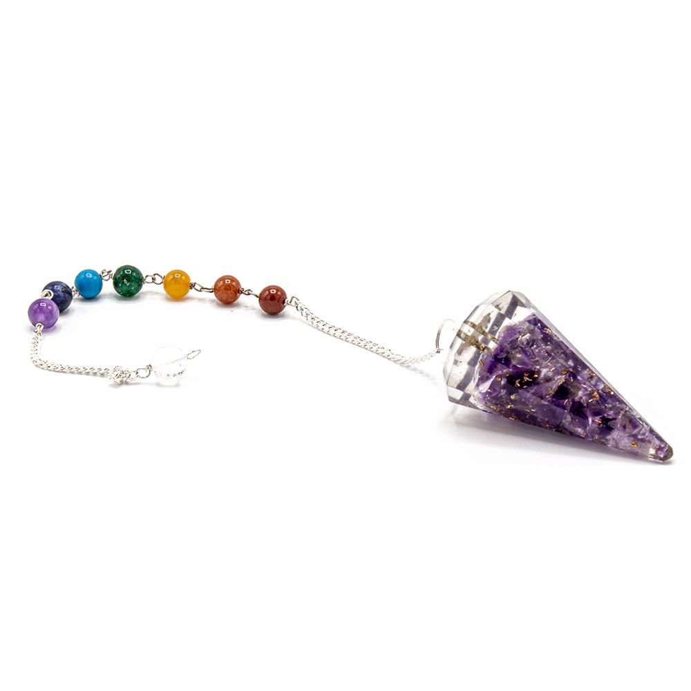 Pendule en orgonite amethyste avec perles chakra colorées, outil de radiesthésie et méditation