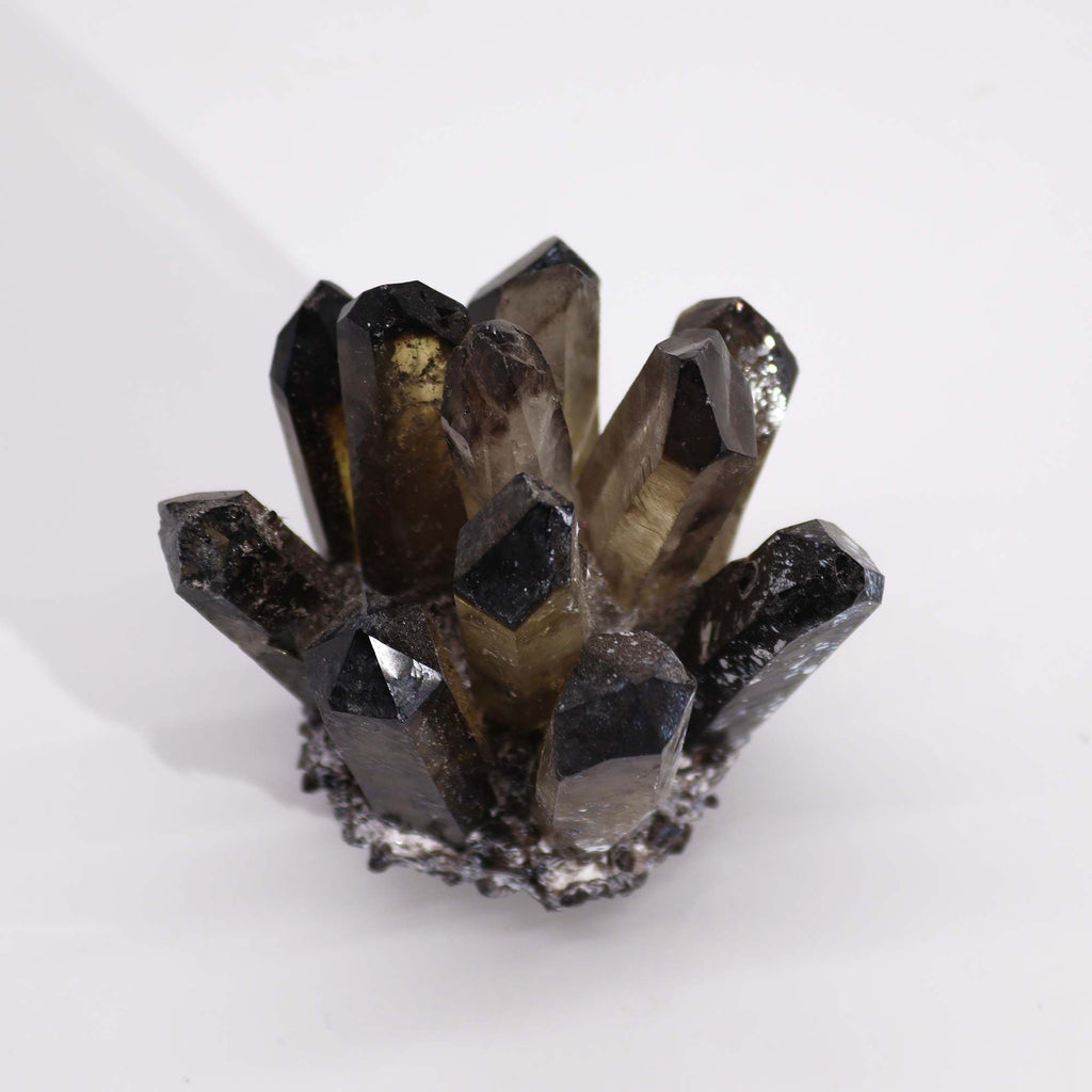 détail cristaux quartz fumé cluster pierre naturelle