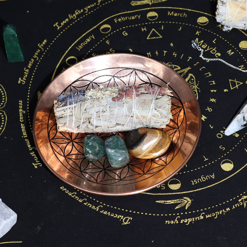 assiette offrande cuivre fleur de vie utilisation smudge sauge palo santo purification espace