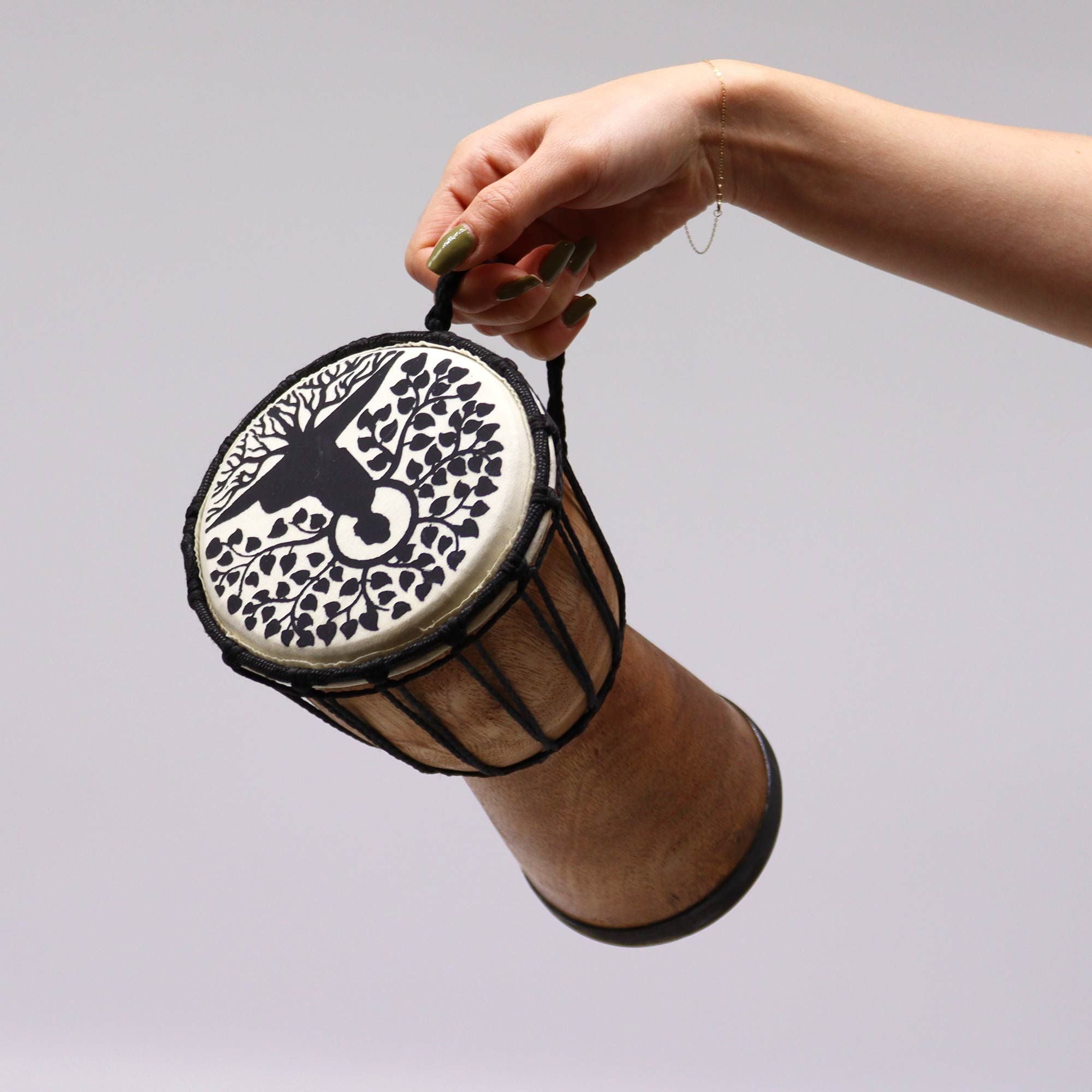 Djembé Artisanal Bois Suar & Peau de Chèvre | Ambiance Zen 25 cm