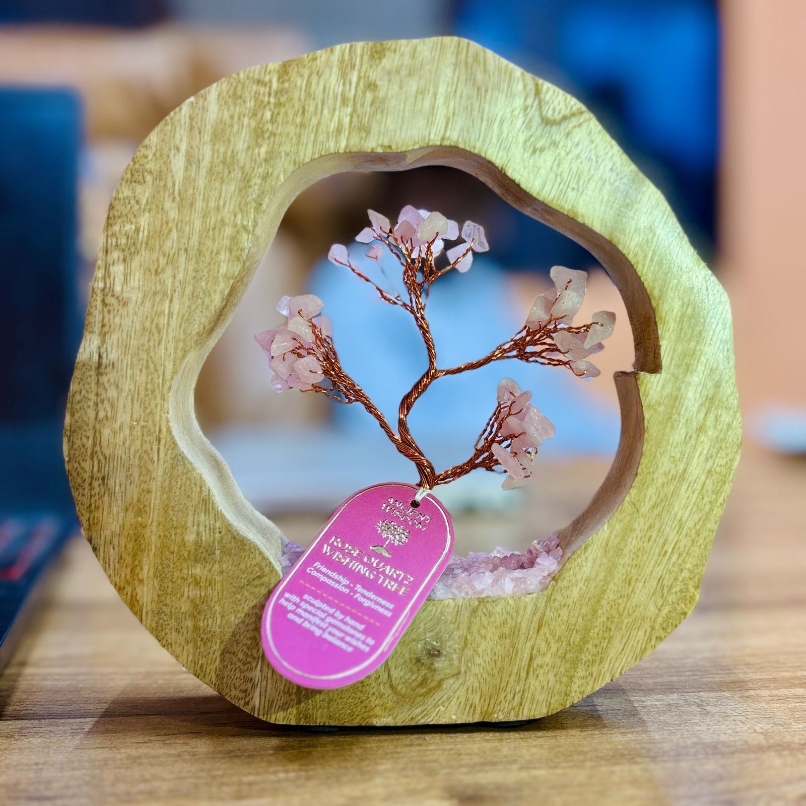 Arbre de Quartz Rose | Anneau en Bois de Manguier & 60 Pierres