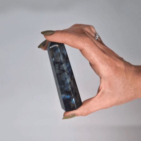 Point de Labradorite de Madagascar | Éclat Naturel & Sérénité