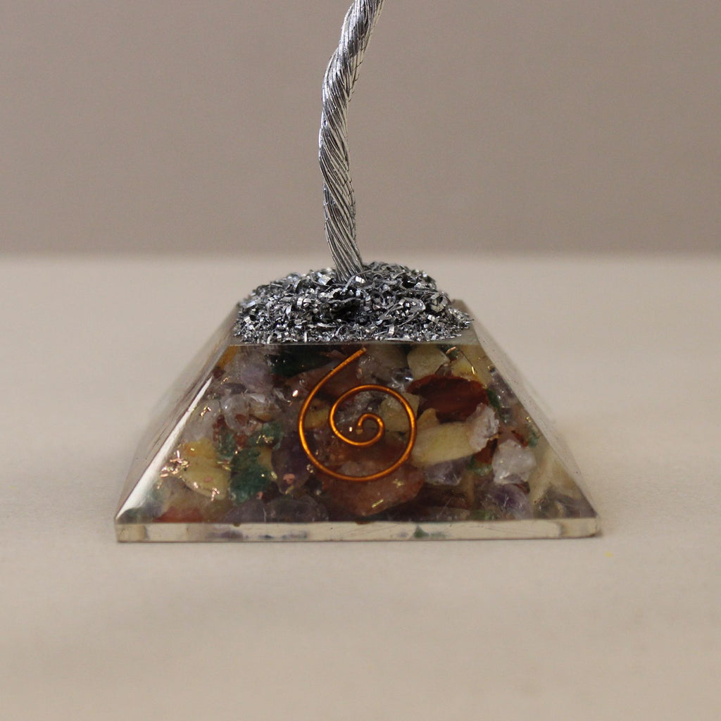 Arbre de Pierres Gemmes sur Base Orgonite | 80 Pierres Multicolores
