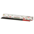 Boite de batonnets d encens naturels Stamford rose avec support a encens et batonnets rouges dans une ambiance minimaliste et naturelle