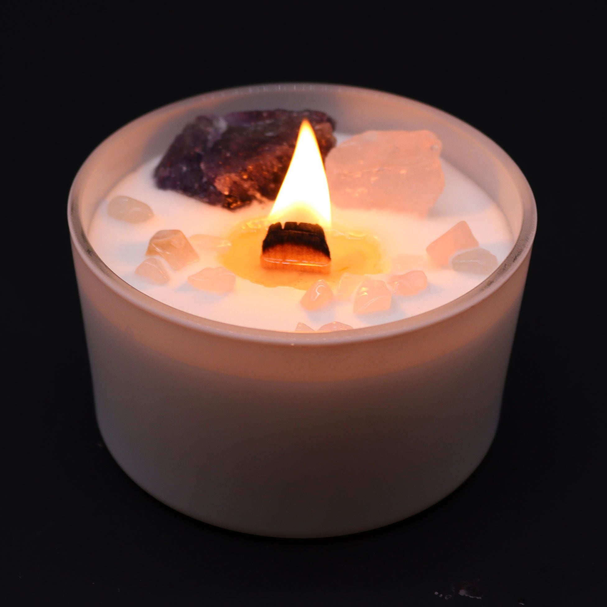  bougie chakra troisieme oeil allumee ambiance mystique
