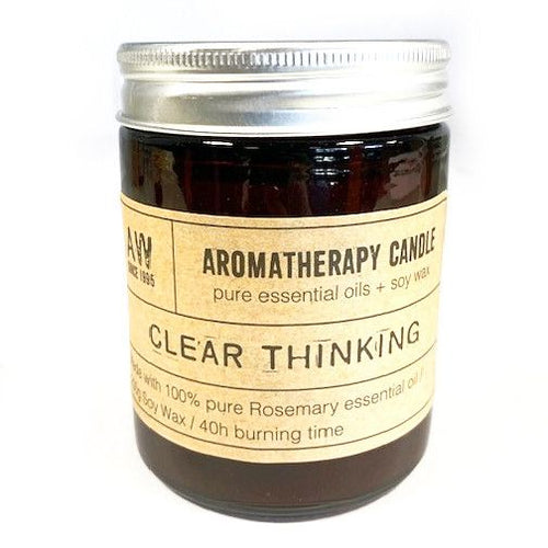 Bougie aromathérapie Clarté mentale 200g à l’huile essentielle de romarin dans un pot en verre ambré, vue produit sur fond blanc