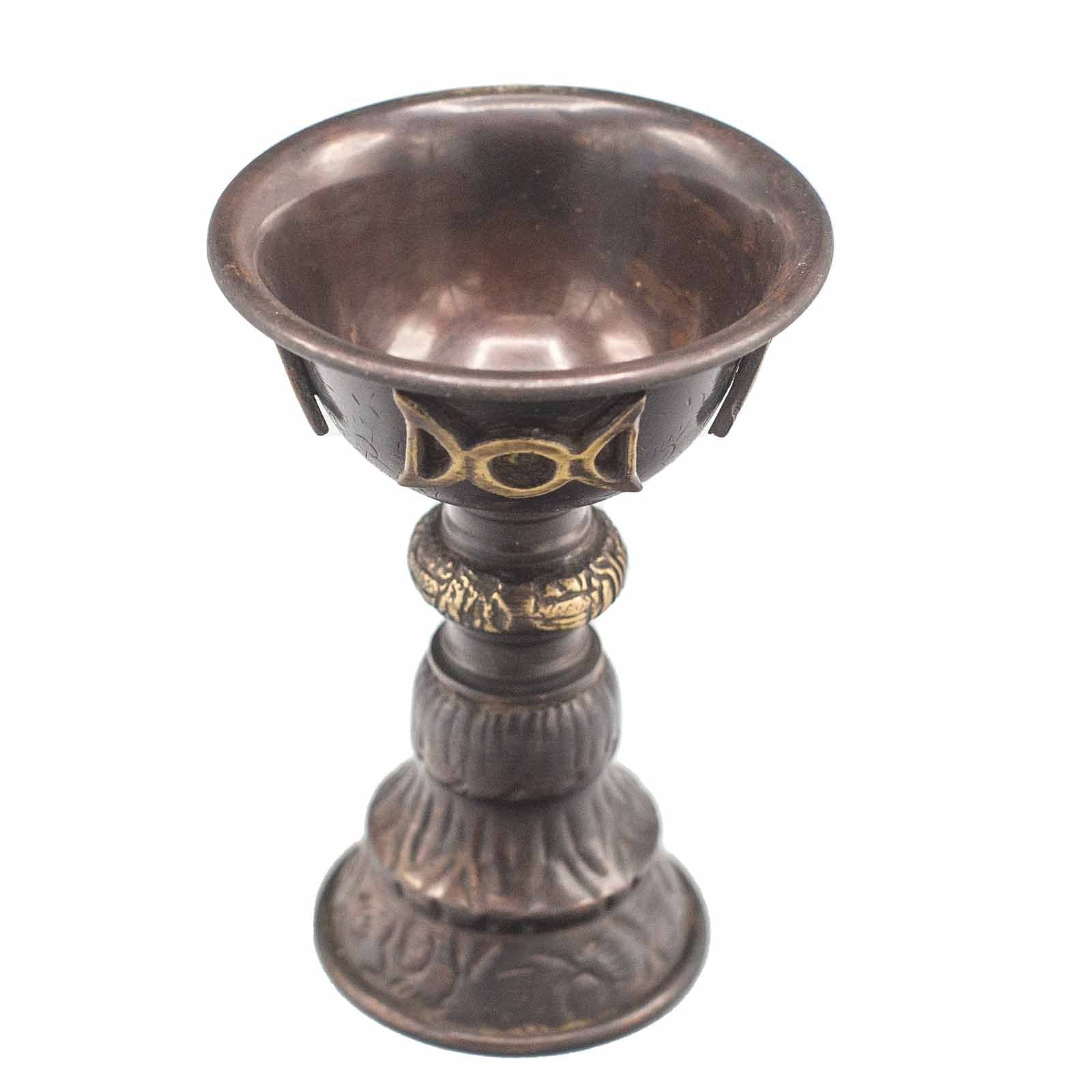 Calice en cuivre triple lune pour autel spirituel, utilisé pour offrandes et pratiques énergétiques