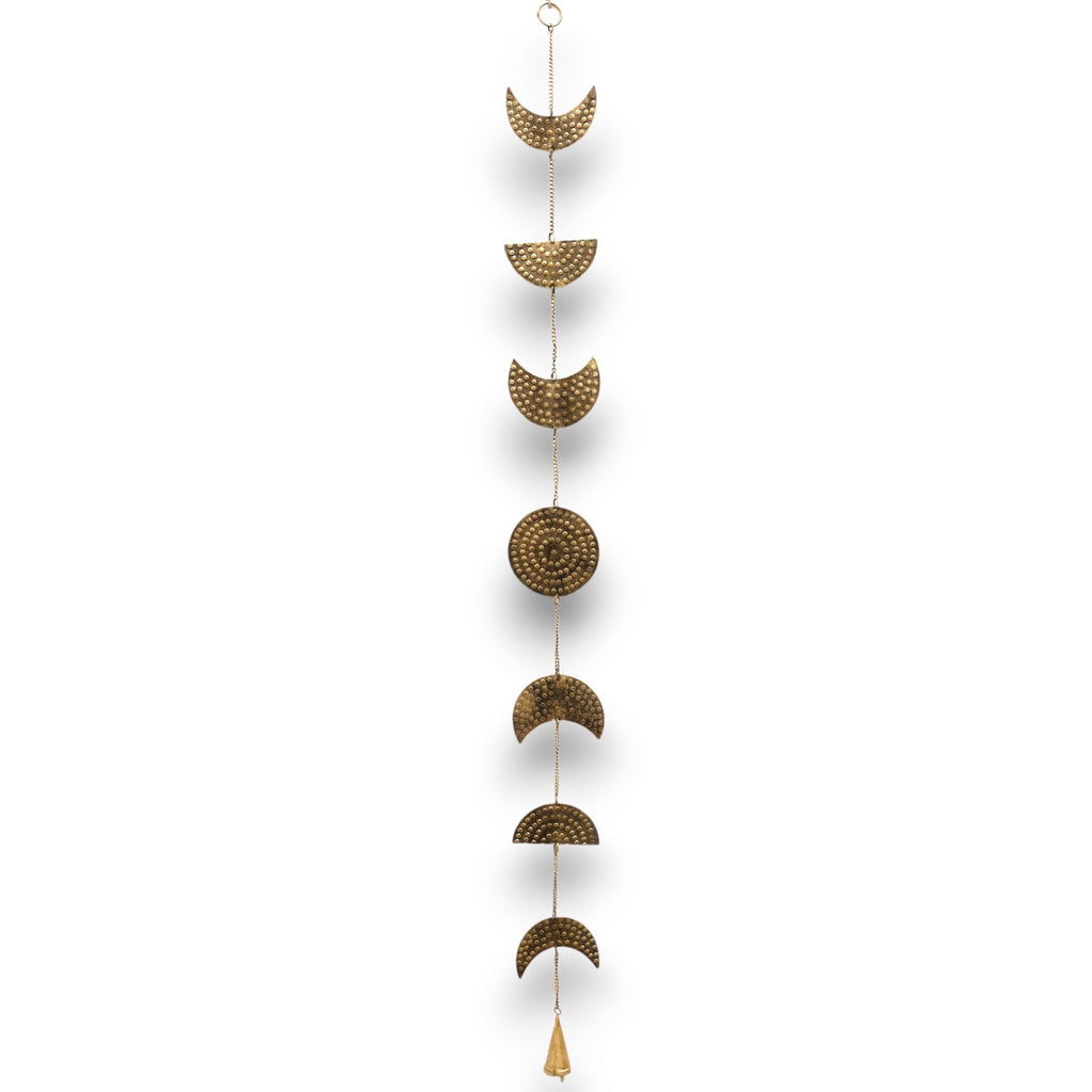 Carillon phases de lune en métal fait main en Inde, décoration spirituelle favorisant les cycles naturels et l’intuition