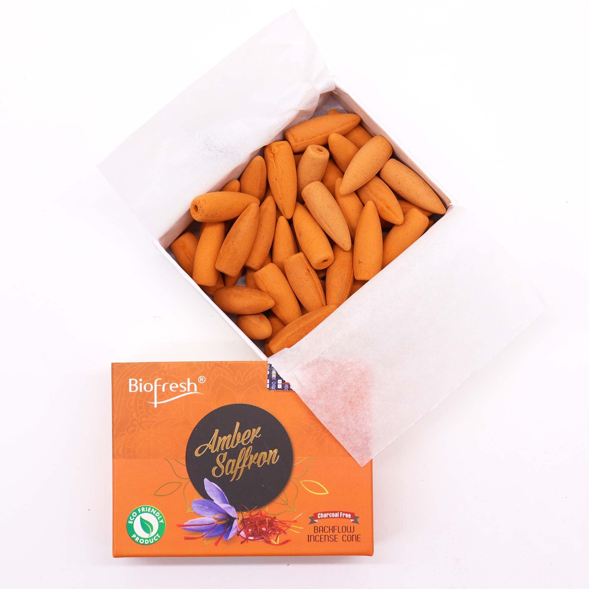 cones d encens backflow biofresh ambre safran presentes en vue rapprochee montrant la texture