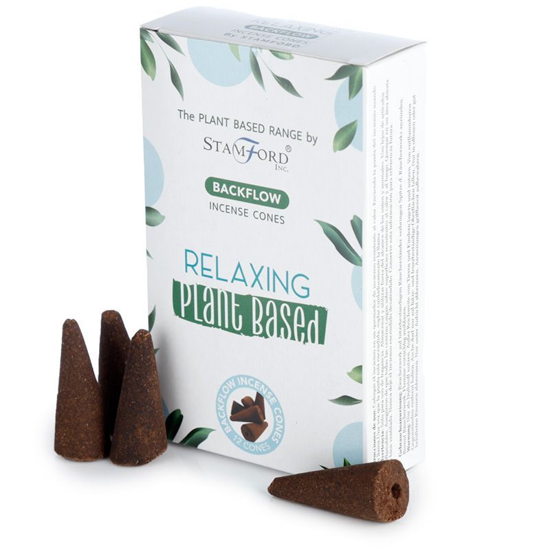 Boite de cones d encens backflow naturels senteur relaxant avec cones marron poses devant packaging blanc vegetal