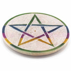 Détail du porte-encens pentagramme 8 cm en pierre soapstone, support spirituel pour purification et ambiance zen.