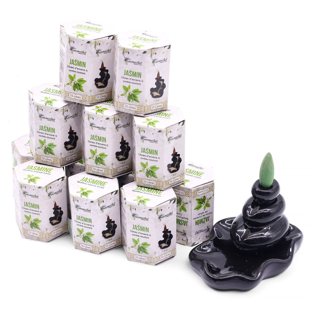 plusieurs boîtes d’encens backflow masala aromatika parfum jasmin empilées pack de 10 cônes d’encens