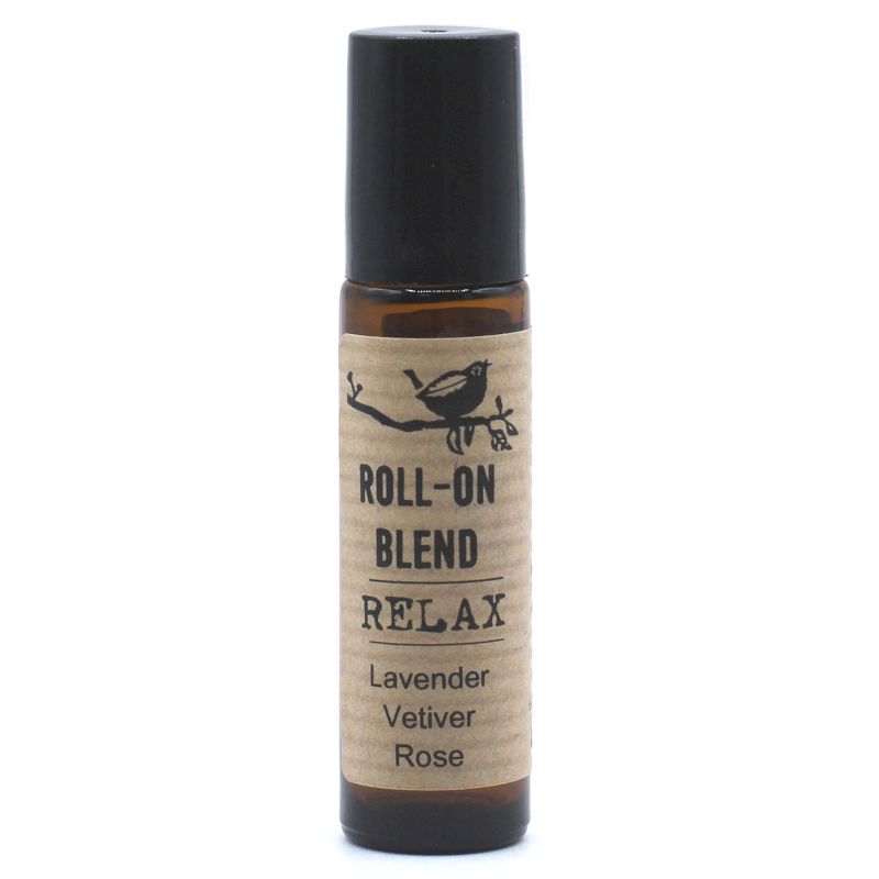 Roll-on huiles essentielles Relax utilisé pour un rituel de bien-être et relaxation grâce à l’aromathérapie